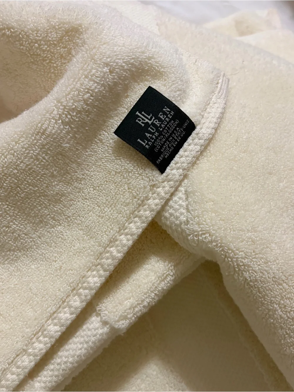 2 large Ralph Lauren bath towels